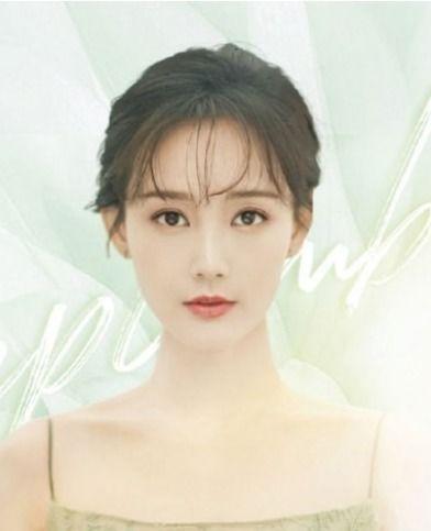 李一桐什么背景,从影视新星到实力派演员的蜕变之路